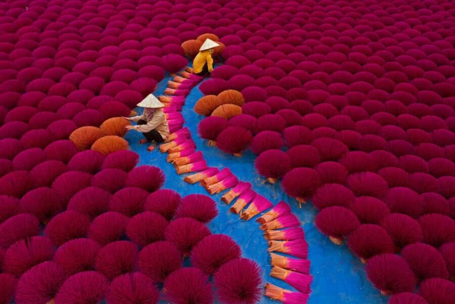 Hanoi: Thang Nghiem Pagoda Or Incense Village & Hat Village - Chuong Conical Hat Village and painting your own Non La