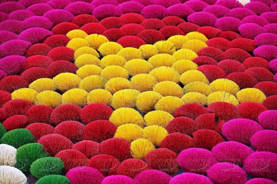 Hanoi: Thang Nghiem Pagoda Or Incense Village & Hat Village - Should you book this Thắng Nghiêm and village crafts tour?