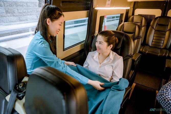 Hanoi to Halong Bay Limousine Bus Transfer - Key things to know before you go