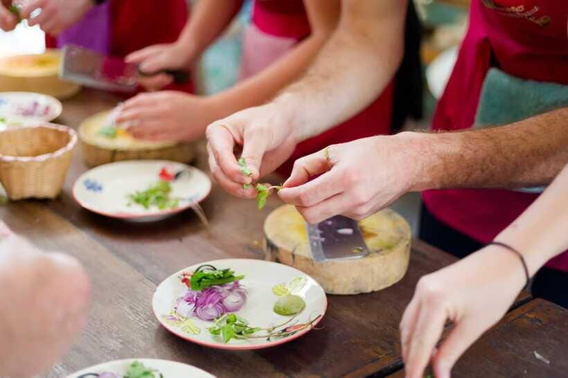 Hanoi Vegan Cooking Class: A Vietnamese Culinary Adventure - Who Should Book This Class in Hanoi