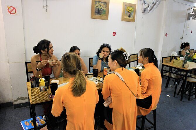 Hanoi Vespa Tours Led By Women: Hanoi Vespa Tour City Half Day - Do you see the Presidential Palace and other landmarks?