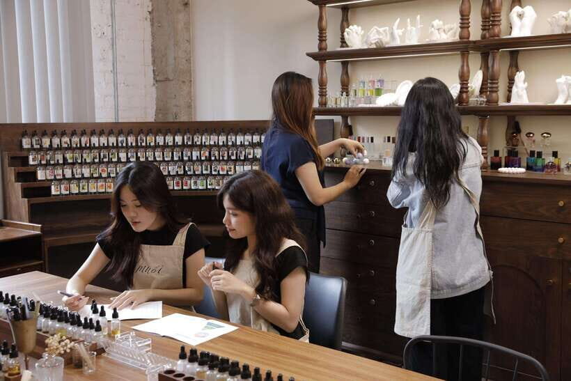 Hanoi: Vietnam Scents Perfumery Class - Choosing your bottle and taking your fragrance home