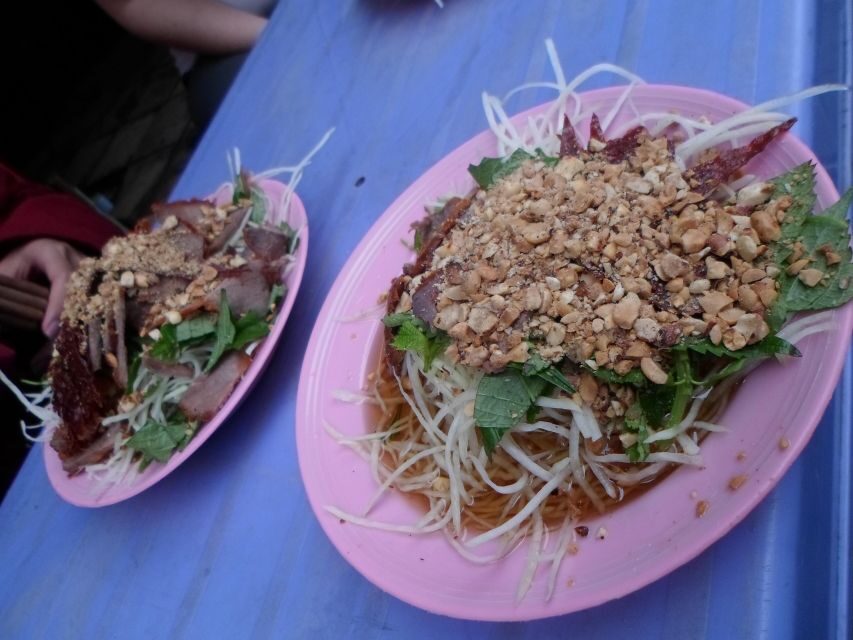 Hanoi: Walking Street Food Tour & Train Street w/Local Guide - Pacing, comfort, and who should choose it (or skip it)
