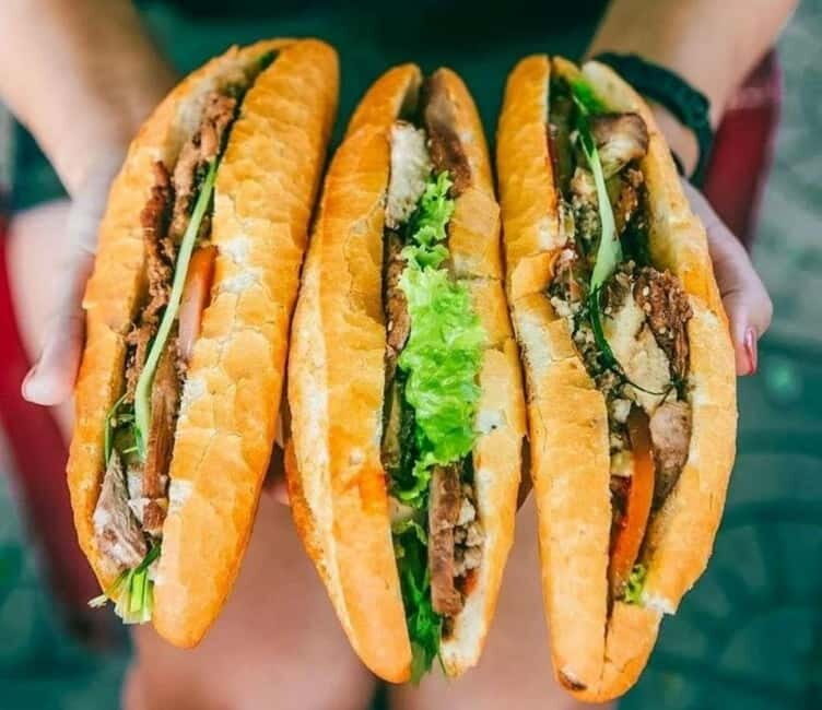 Hanoi: Walking Street Food & Train Street Culture Tour - The tastings and drinks: how to pace so you feel great, not stuffed