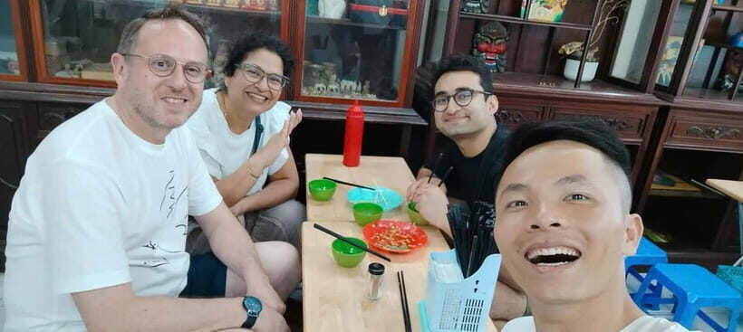 Hanoi: Walking Street Food & Train Street Culture Tour - How the guide improves the whole experience (and why Jinny stands out)