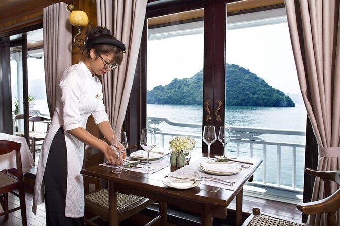 Hera Classic Cruise 2 Days 1 Night Halong Bay With BALCONY CABINS - Hanoi to Tuan Chau: the transfer that sets your mood