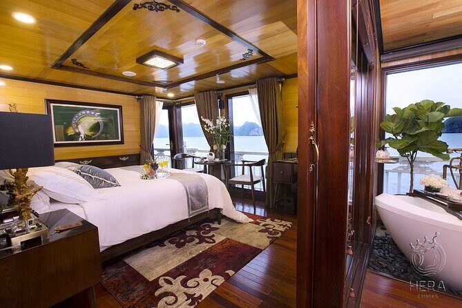 Hera Cruise 2-day Explore Halong Bay from Hanoi - Group size: when 2 days is friendly and when it feels busy