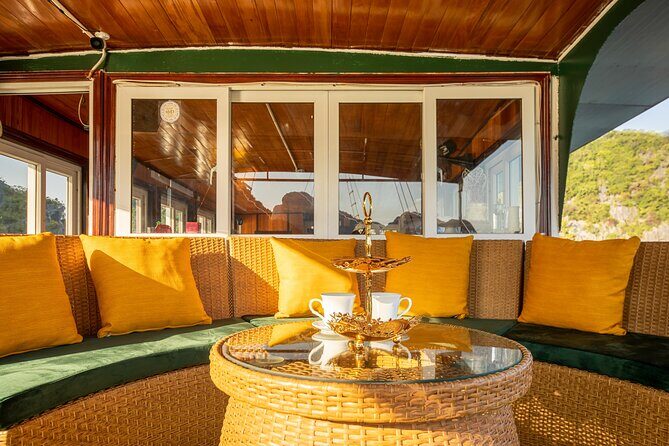 Hera Luxury Day Cruise Full Day Explore Lan Ha Bay - Staff, language, and the calm you feel when things go wrong
