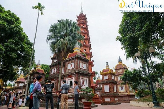 Highlight- Hanoi city tour and Cycle around old quarter - Ho Chi Minh Mausoleum area: time it right and dress for the rules