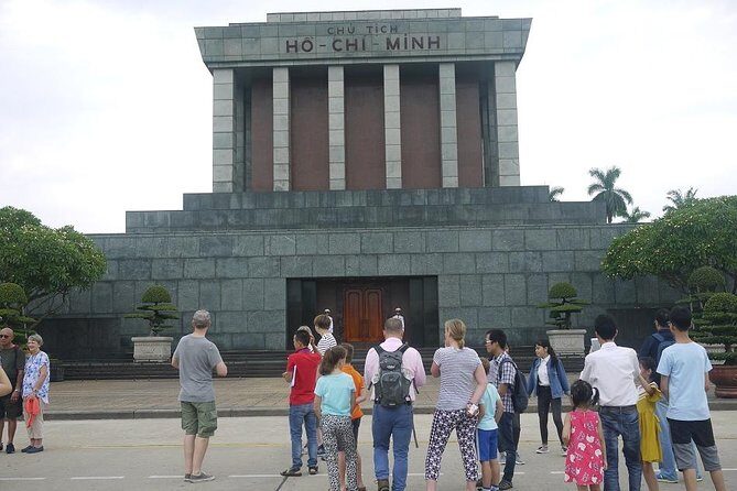 Highlight- Hanoi city tour and Cycle around old quarter - Vietnam Museum of Ethnology: 54 ethnic groups in one planned stop