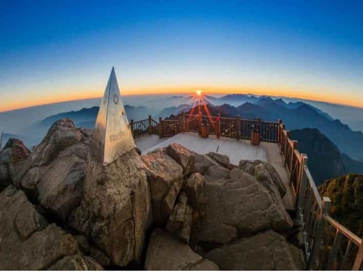 HIKE FANXIPAN MOUNTAIN TOUR 1DAY - Key Points at a Glance
