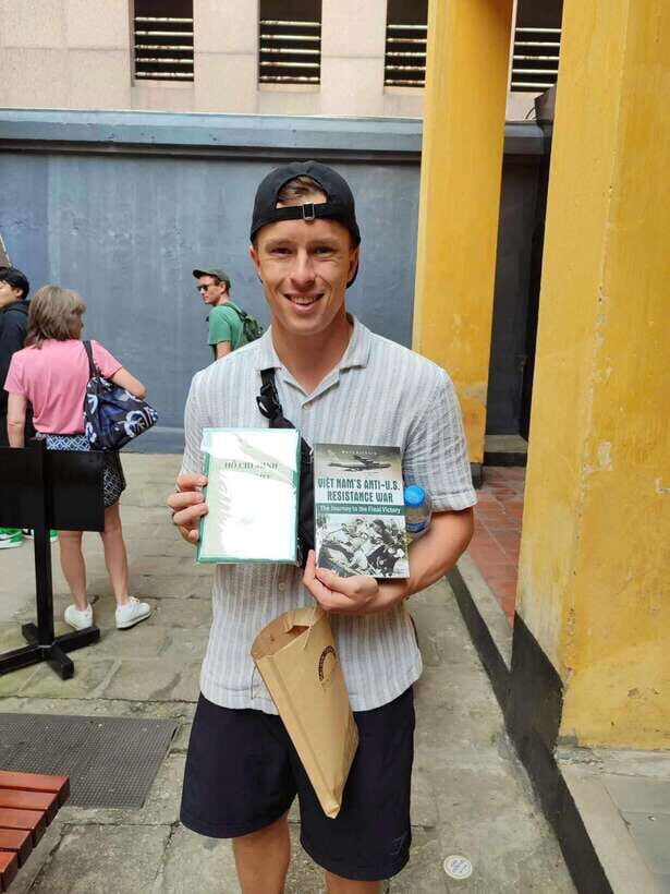 Hoa Lo Prison and Little Paris in Hanoi - The secret stop: when the route gets personal