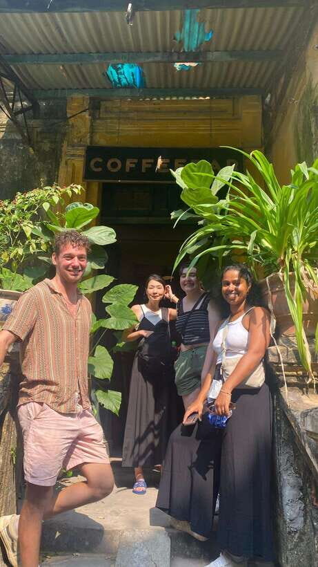 Hoa Lo Prison and Little Paris in Hanoi - Getting started: pickup at Old Quarter or Ly Thai Tô Monument