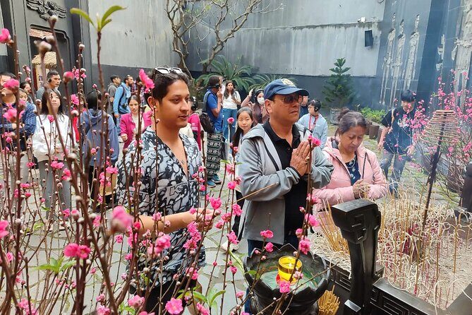 Hoa Lo Prison and Little Paris Tour in Hanoi (French Quarter) - Who should book, and who should skip this one