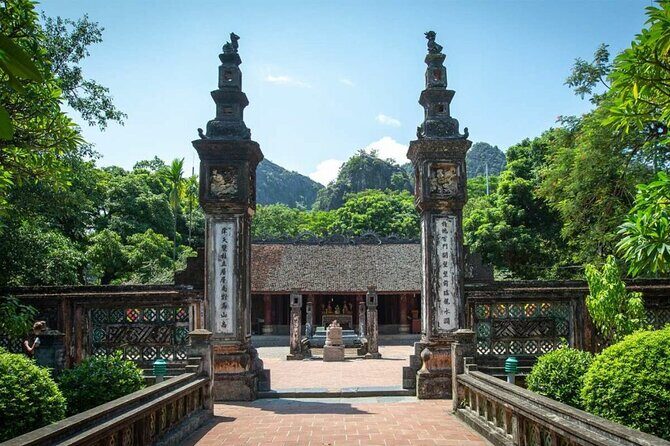 Hoa Lu: History, Culture, and Food Half-Day Tour - Your guide Tuan Nguyen and the countryside pace