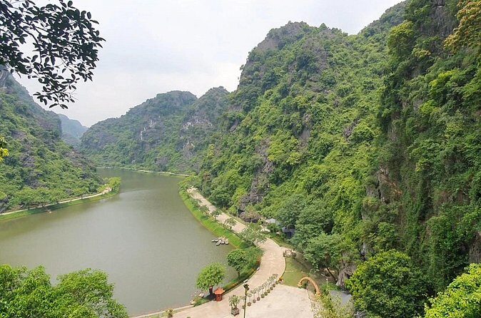Hoa Lu: History, Culture, and Food Half-Day Tour - Should you book this Hoa Lu half-day tour?
