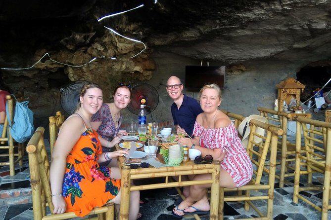 Hoa Lu - Mua Cave - Tam Coc/Trang An - DELUXE Small Group Tour - Hoa Lu Temples: Visiting the Dinh and Le Dynasties in One Smooth Stop