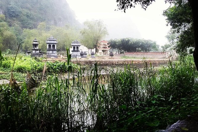 Hoa Lu - Tam Coc 1 Day Tour - Hoa Lu Temples: Ancient Capital Power in a Compact Visit