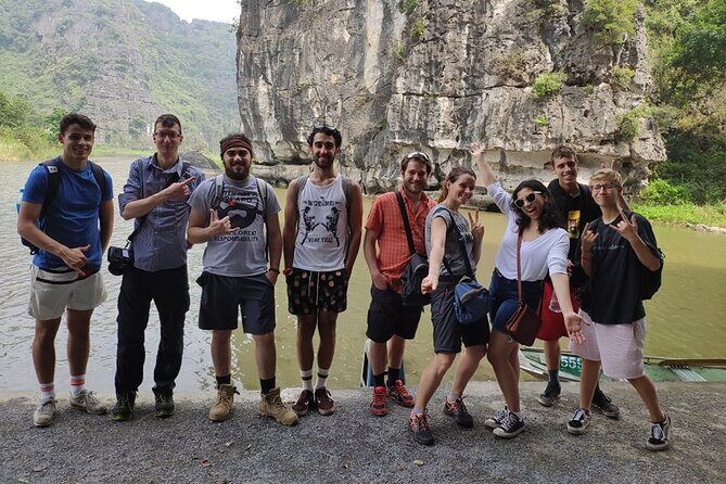 Hoa Lu - Tam Coc - Mua Cave 1 Day with Cycling, Hiking, Lunch - Entering Hoa Lu Temples of Dinh & Le: where the story starts