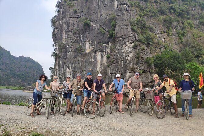 Hoa Lu - Tam Coc - Mua Cave 1 Day with Cycling, Hiking, Lunch - The Mua Cave climb: 500 steps to earn the view