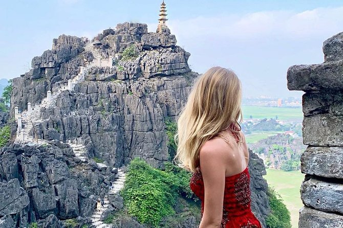 Hoa Lu Temple, Trang An boat trip & Mua Cave Mountain day trip - best selling - Mua Cave: The Steps to Lying Dragon Mountain Views