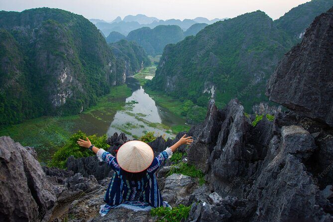 Hoa Lu Trang An and Mua Cave by Limousine from Hanoi - Stop 2: Hoa Lư Ancient Capital (968–1010) and the Feeling of Real History