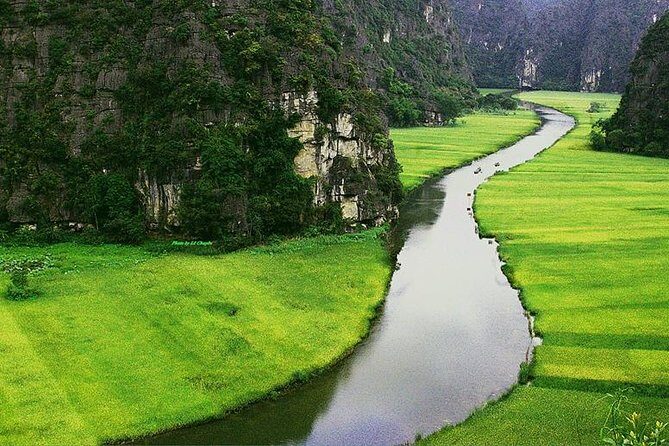 Hoa Lu -Trang An -Hang Mua Small Group Full day From Hanoi - A small-group day from Hanoi to Hoa Lu and Tam Coc