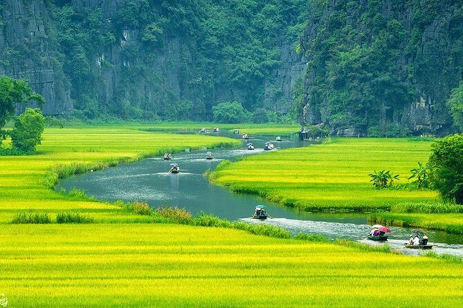 Hoa Lu -Trang An -Hang Mua Small Group Full day From Hanoi - Price and logistics: is $55 good value for an 11-hour day?