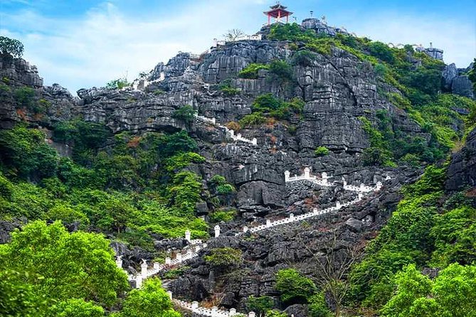 Hoa Lu - Trang An - Mua Cave- 1 Day Trip from Hanoi By Limousine and Small Group - Trang An Grottoes: UNESCO Caves and the Boat Ride Everyone Waits For