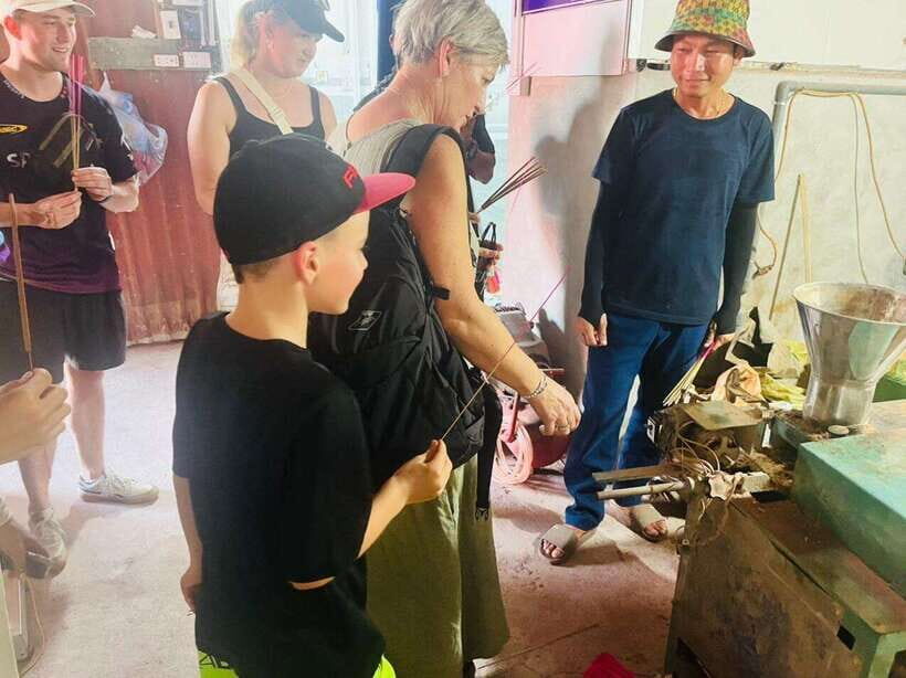 Incense, Hat Villages Tour/Traditional Crafts with Options - Pacing, groups, and guides: why the day feels fun (when it should)