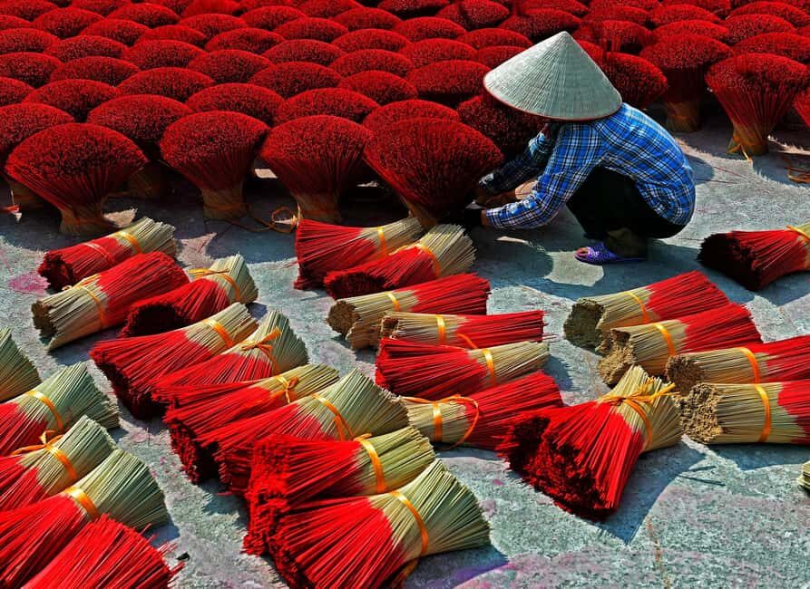Incense Village & Hanoi Tour With Train Street - Small Group - Train Street lunch: the closest seat to Hanoi’s rail rhythm