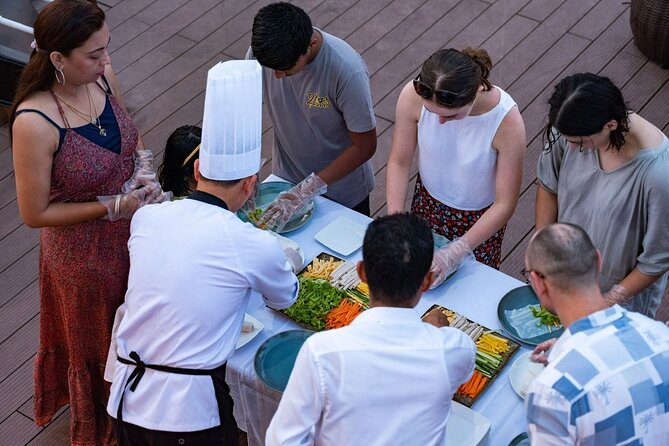 Lan Ha and Halong Bay 5 Star Cruise with Balcony - A Cooking Class on the Boat: Why Hands-On Wins