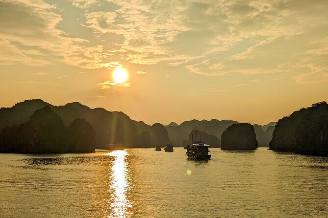 Lan Ha Bay Day Tour From Ha Noi - Daiichi Cruise (VIP1) - Cai Beo: an old fishing village you can actually walk through