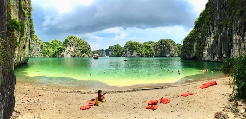 Lan Ha Bay: Full Day Boat Trip Kayak, Snorkel, Beach, Cave - Lunch onboard, then beach time with snorkeling on request