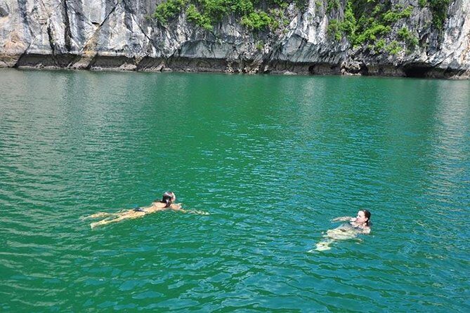 Lan Ha Bay - Ha Long Bay Overnight 5-star Cruise with Kayaking, Swimming,... - Cooking Class: When the Tour Teaches You Something Small