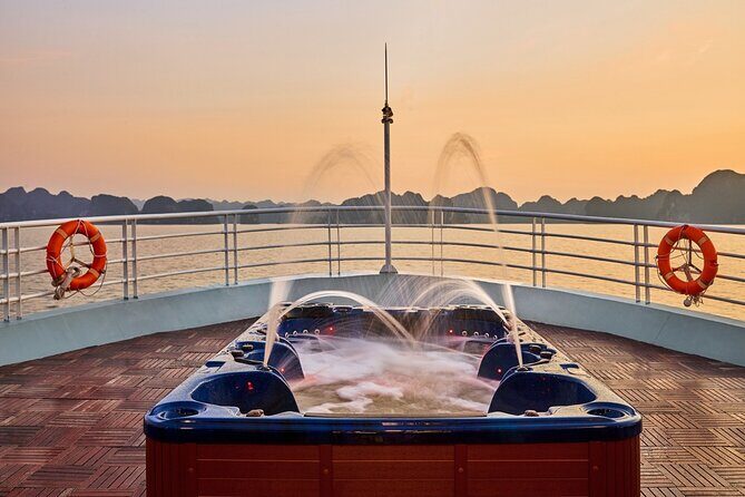 Lan Ha bay luxury cruise 2D/1N: Kayaking, jumping & Swimming at pristine places - Night on board: comfort you’ll notice (and why it matters)