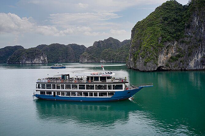Lan Ha Bay Overnight Cruise with Kayaking, Tai Chi, Swimming,... - Drum Cave night anchoring: the part you’ll remember