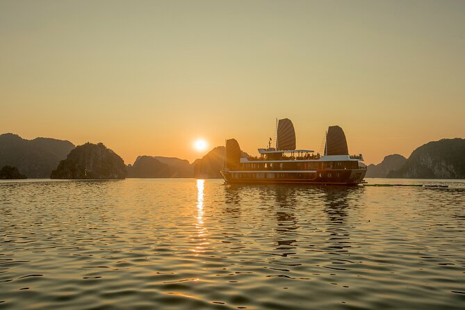 Lan Ha boutique & budget cruise 2D/1N: kayaking, swimming at pristine bay & meal - Value check: what $140 covers (and where your money may go)