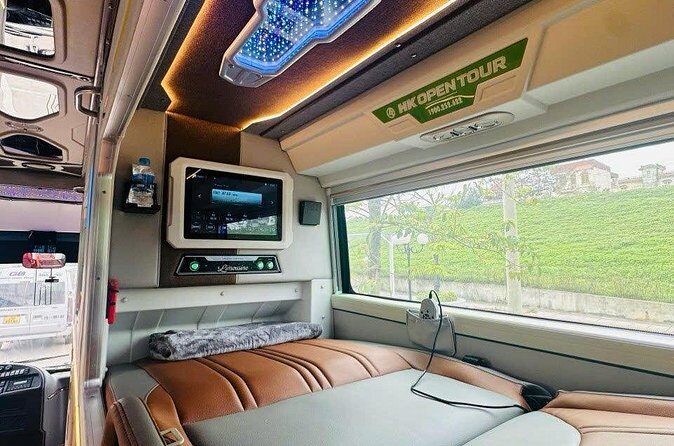 Limousine bus : Ha Noi to Sapa and Back - The Return Trip: Same Meeting Point, Same Calm