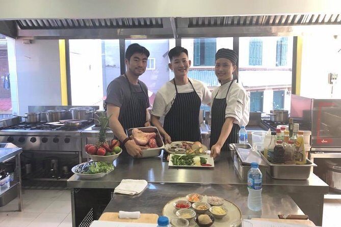 Local Market Tour and Private Cooking Class - A Morning in Hanoi: Dong Xuan Market and a Cyclo Ride Through 36 Streets