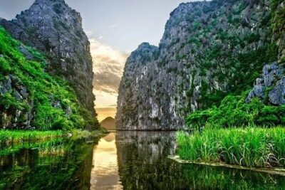 Luxury Hoa Lu - Tam Coc 1 Day Tour From Hanoi - By Limousine & Small Group - Getting Picked Up by Limousine: Worth It for Hanoi-Based Trips