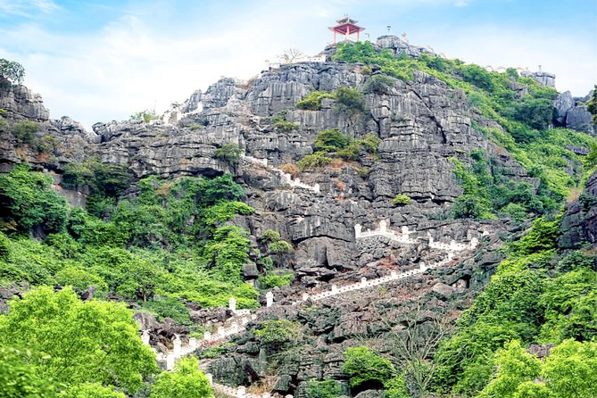 Luxury Hoa Lu Tam Coc Mua Cave 1 Day With Limousine Bus And Lunch - Group Size, Guides, and How the Day Feels on the Ground