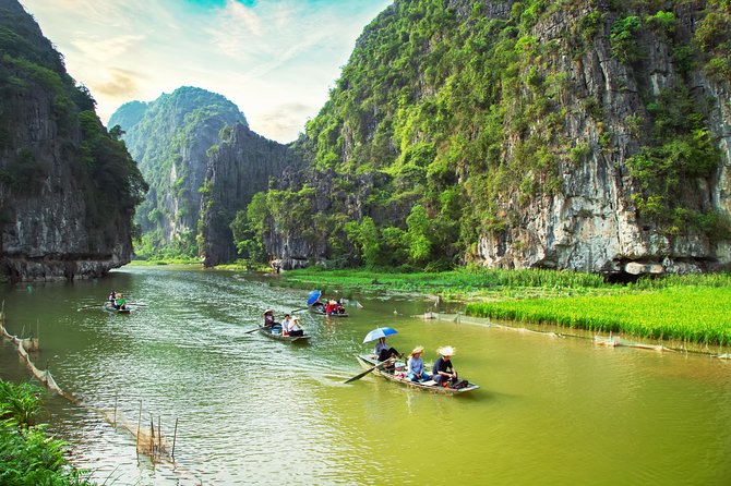 Luxury Hoa Lu Trang An Mua Cave Amazing View - Small Group Tour - Limousine Bus - Price and Logistics: What $58 Buys You in Real Life