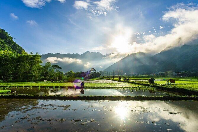 Luxury Mai Chau Day Tour from Hanoi - Mo Luong Cave (Hang Bộ Đội): Natural Caverns Inside Pu Kha Mountain