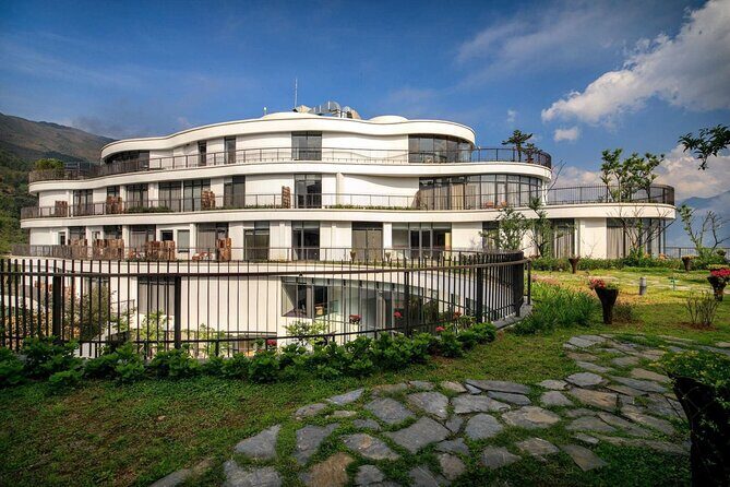 LUXURY SAPA TOUR 2D1N -Stay At 5 Star Hotel-Transfer by sleep bus - Homestay Night: Clean Rooms, Warm Showers, Real Village-Scale Comfort