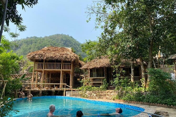 Mai Chau and Moc Chau 2 day trip - The early start and the Thung Khe pass reset
