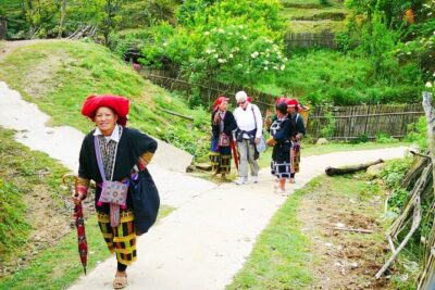 Mai Chau Private Day Tour: Hiking & Biking in Pristine Landscapes - Arriving in Mai Chau at 11:30: tea first, not chaos