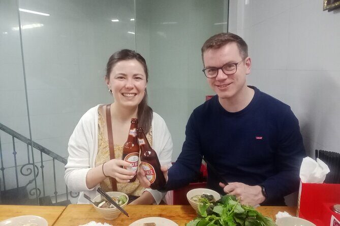 Michelin Street Food Tour - Guide quality is the difference between a meal and a story
