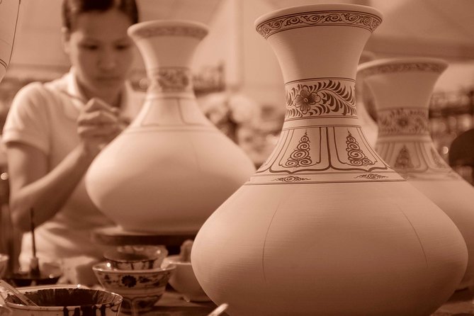 Mix Bat Trang Ceramic Village And Real Hanoi Scooter Tour - The big pagoda stop (and why it matters)