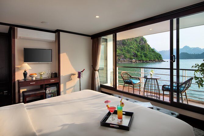 Mon Chéri Cruises 5 star: Amazing 3 days exploring Halong & Cat Ba island - The included meals: what matters for value and comfort